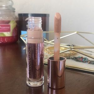 🌺 5 FOR $20 🌺 MAKEUP REVOLUTION CONCEAL & DEFINE